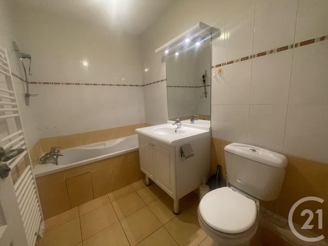 Appartement F2 à louer - 2 pièces - 41.0 m2 - VILLEFRANCHE SUR SAONE - 69 - RHONE-ALPES - Century 21 Coquillat Immobilier