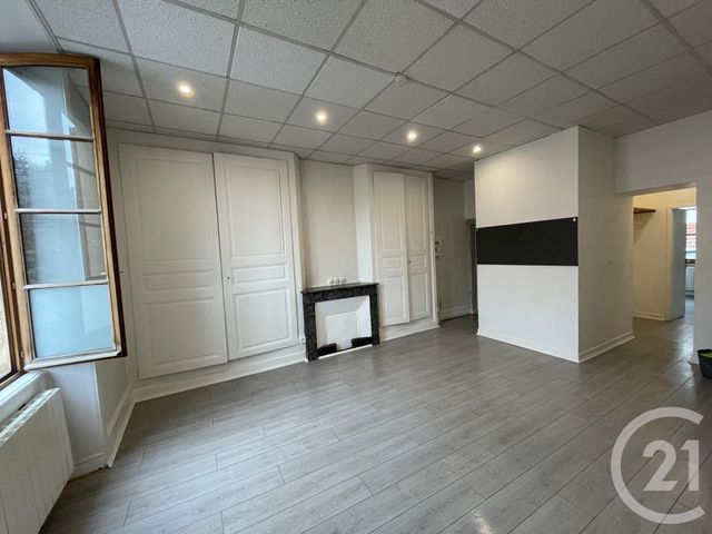 Appartement à louer - 2 pièces - 38.06 m2 - TREVOUX - 01 - RHONE-ALPES - Century 21 Coquillat Immobilier