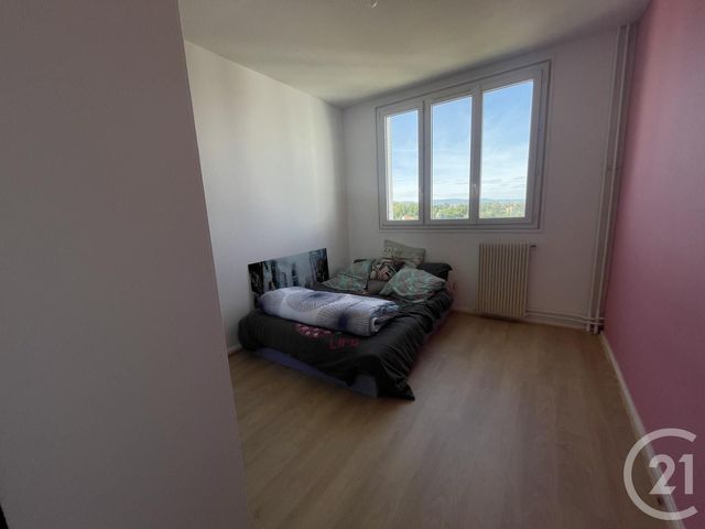 Appartement F4 à louer - 4 pièces - 78.4 m2 - VILLEFRANCHE SUR SAONE - 69 - RHONE-ALPES - Century 21 Coquillat Immobilier
