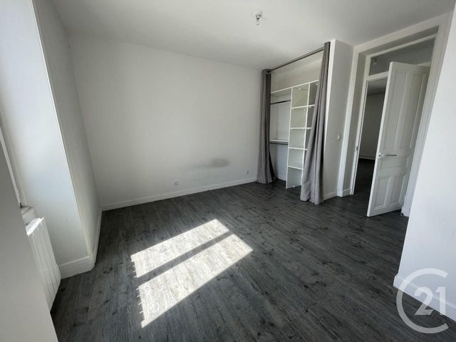 Appartement F3 à louer - 3 pièces - 74.76 m2 - VILLEFRANCHE SUR SAONE - 69 - RHONE-ALPES - Century 21 Coquillat Immobilier