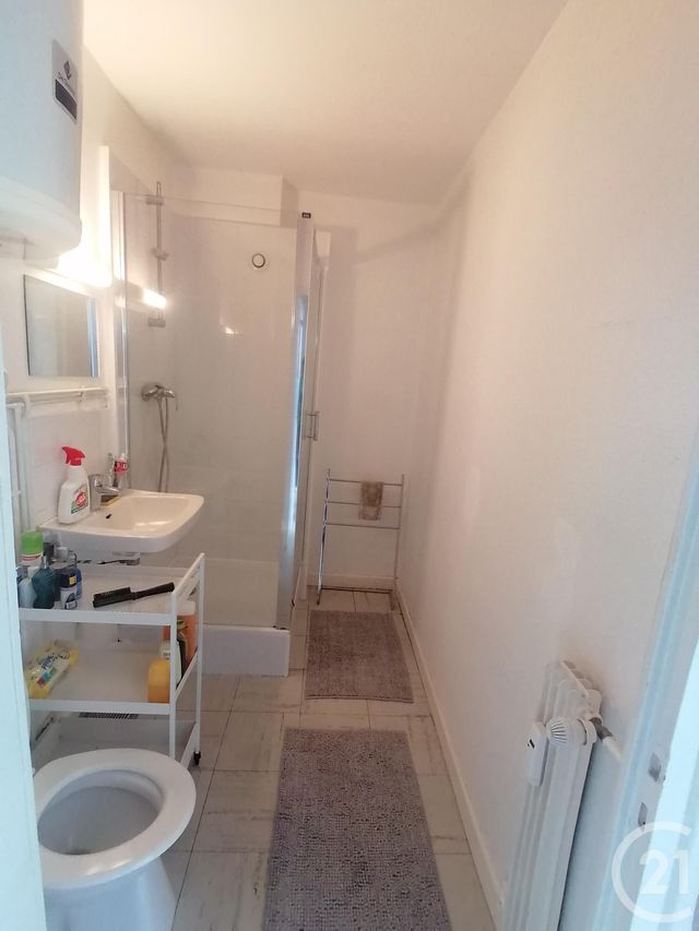 Appartement F1 à louer - 1 pièce - 26.68 m2 - TREVOUX - 01 - RHONE-ALPES - Century 21 Coquillat Immobilier
