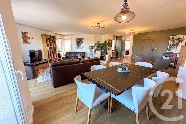 Appartement T5 à vendre - 5 pièces - 135.94 m2 - JASSANS RIOTTIER - 01 - RHONE-ALPES - Century 21 Coquillat Immobilier