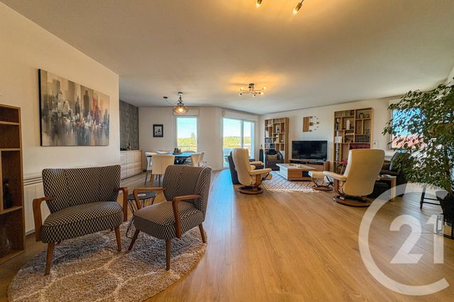 Appartement T5 à vendre - 5 pièces - 135.94 m2 - JASSANS RIOTTIER - 01 - RHONE-ALPES - Century 21 Coquillat Immobilier