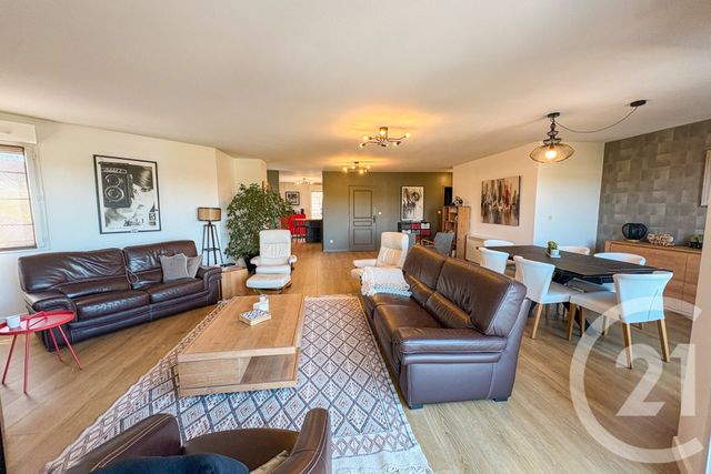 Appartement T5 à vendre - 5 pièces - 135.94 m2 - JASSANS RIOTTIER - 01 - RHONE-ALPES - Century 21 Coquillat Immobilier