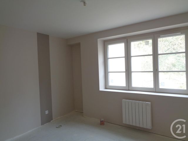 Appartement F3 à louer - 3 pièces - 78.0 m2 - TREVOUX - 01 - RHONE-ALPES - Century 21 Coquillat Immobilier
